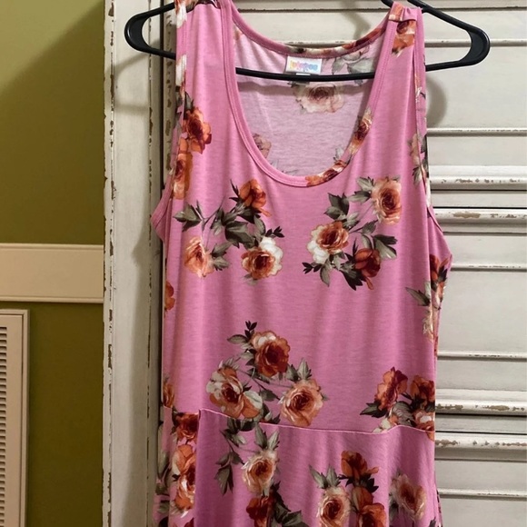 Pink floral lularoe dress - Picture 3 of 3